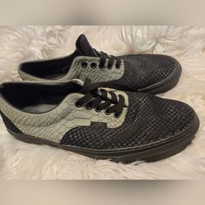 Rare Special Edition VANS Era x Harry Potter Slytherin Size 9 sneakers shoes